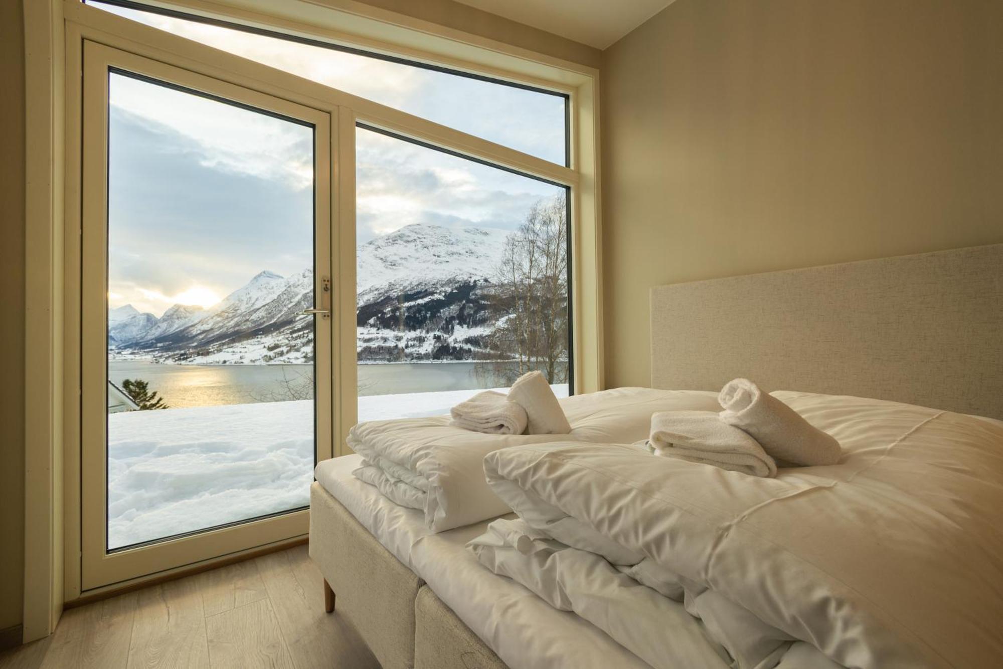Leilighet Med Utsikt I Loen Stryn Εξωτερικό φωτογραφία